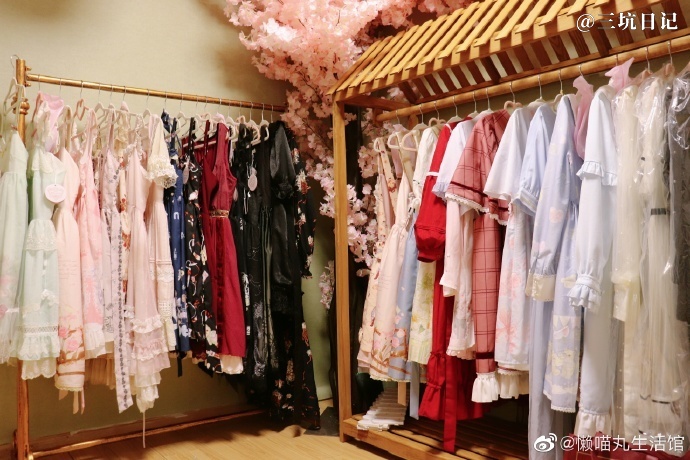宁波懒喵丸生活馆 JK制服 Lolita洋装实体店实拍图片照片3